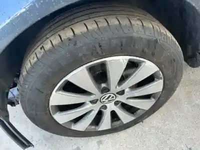 Tweedehands auto-onderdeel wielen set voor volkswagen passat b6 (3c2) 2.0 tdi 16v oem iam-referenties 205/55r16