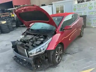 Peça sobressalente para automóvel em segunda mão válvula egr por kia pro_cee´d ( ) tech 136 cv / 100 kw referências oem iam 