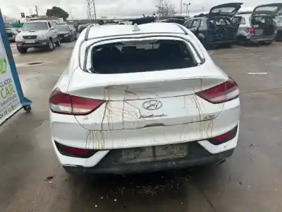 Pezzo di ricambio per auto di seconda mano portellone per hyundai i30 fastback tecno riferimenti oem iam 