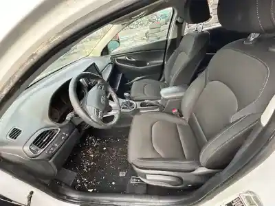 Pezzo di ricambio per auto di seconda mano alzacristalli anteriore destro per hyundai i30 fastback tecno riferimenti oem iam 
