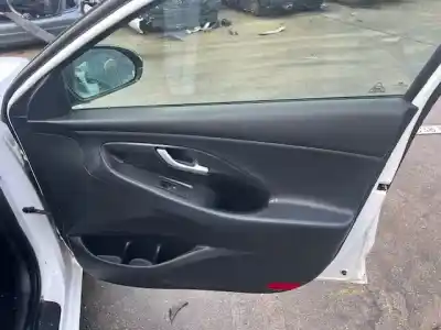 Pezzo di ricambio per auto di seconda mano rivestimento porta anteriore destro per hyundai i30 fastback tecno riferimenti oem iam 