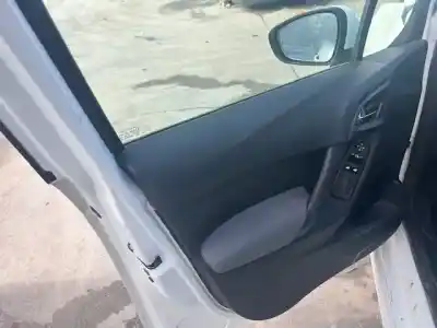Peça sobressalente para automóvel em segunda mão forra / revestimento da porta dianteira esquerda por citroen c3 attraction referências oem iam 