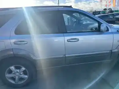 Second-hand car spare part front right door for kia sorento (bl) (2002->) 2.5 crdi oem iam references 