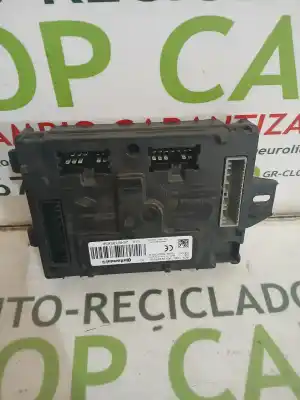 Pièce détachée automobile d'occasion BOÎTES À FUSIBLES pour DACIA LODGY  Références OEM IAM 284B18663R  