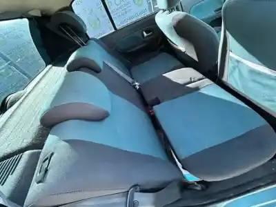 Автозапчасти б/у средняя задняя сиденья за RENAULT CLIO II FASE II (B/CB0) Dynamique ссылки OEM IAM   