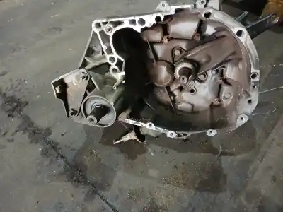 Second-hand car spare part gearbox for renault clio ii fase ii (b/cb0) dynamique oem iam references c118842  5307