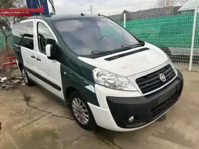 Recambio de automóvil de segunda mano de ALETA DELANTERA DERECHA para FIAT SCUDO COMBI (272)  referencias OEM IAM   