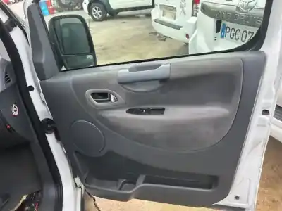 Автозапчасти б/у обивка передней правой двери за fiat scudo combi (272) panorama executive l1h1 165 multijet (5 pl.) ссылки oem iam 