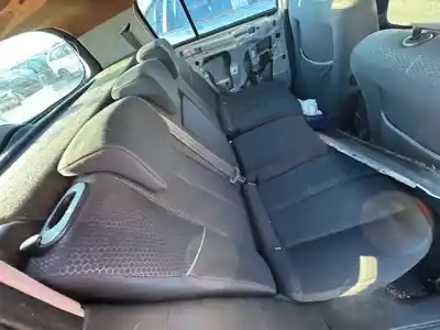 Автозапчастина б/у обликка задніх правіх дверей для RENAULT MEGANE II BERLINA 5P Dynamique 120 CV / 88 KW Посилання на OEM IAM   
