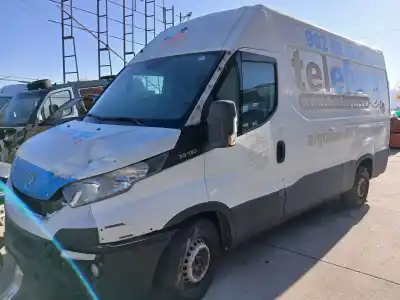Автозапчастина б/у конденсат/радіатор кондиционера для IVECO DAILY FURGÓN Fg 33 S ... V Batalla 3000 Посилання на OEM IAM   
