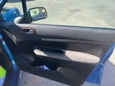 Peça sobressalente para automóvel em segunda mão botão / interruptor elevador vidro dianteiro direito por peugeot 307 (s1) xr clim plus referências oem iam 