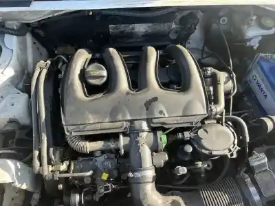 Pezzo di ricambio per auto di seconda mano scatola relè/fusibili per peugeot partner (s2) combiespace riferimenti oem iam 