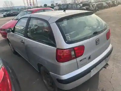 Автозапчастина б/у ЛІВА ПЕРЕДНЯ ЗОВНІШНЯ РУЧКА для SEAT IBIZA (6K1)  Посилання на OEM IAM   