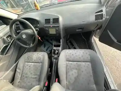 Pièce détachée automobile d'occasion AIRBAG AVANT DROIT pour SEAT IBIZA (6K1)  Références OEM IAM   