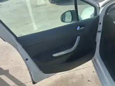 Second-hand car spare part left front door trim for peugeot 308 sw confort oem iam references 