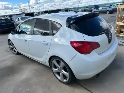 Автозапчасти б/у левый задний фонарь за OPEL ASTRA J (P10) 1.7 CDTI (68) ссылки OEM IAM I090098  