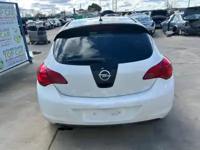 Second-hand car spare part tailgate back door handle for opel astra j (p10) 1.7 cdti (68) oem iam references 