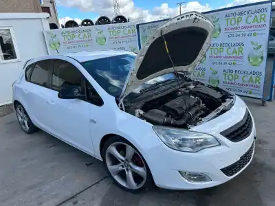 Автозапчастина б/у обработка передніх правіх дверей для OPEL ASTRA J (P10) 1.7 CDTI (68) Посилання на OEM IAM   