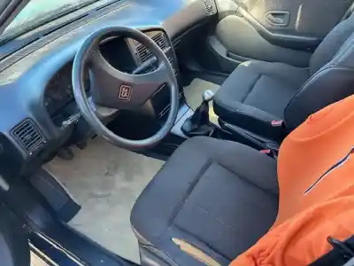 Second-hand car spare part dashboard for peugeot 405 berlina style 68 cv / 50 kw oem iam references   