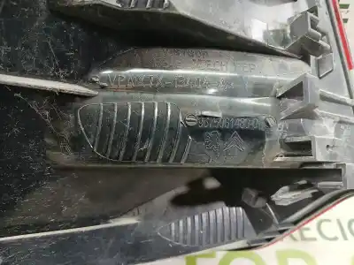Peça sobressalente para automóvel em segunda mão farolim traseiro direito por citroen c5 berlina seduction referências oem iam 967506148001