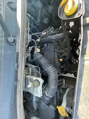 Gebrauchtes Autoersatzteil KOMPLETTER MOTOR zum RENAULT MASTER KOMBI  OEM-IAM-Referenzen M9T670  3112
