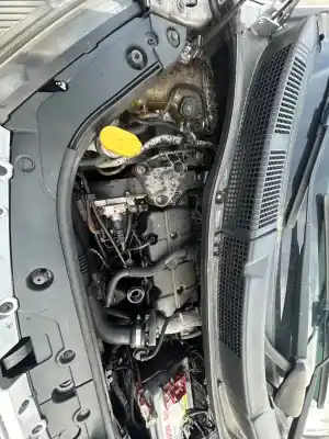 Second-hand car spare part Scrapped Engine for RENAULT SCENIC II Grand Confort Expression OEM IAM references F9Q812  