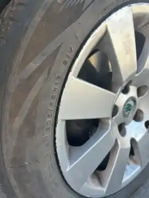 Peça sobressalente para automóvel em segunda mão JOGO DE JANTES por SKODA SUPERB (3U4) Classic Referências OEM IAM 205/55R16  