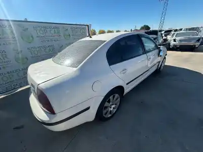 Peça sobressalente para automóvel em segunda mão farolim traseiro direito por skoda superb (3u4) classic referências oem iam 