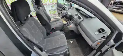 Автозапчасти б/у сиденье правое переднее за renault scenic ii confort authentique 101 cv / 74 kw ссылки oem iam 