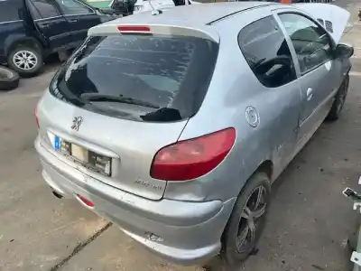 Pezzo di ricambio per auto di seconda mano serratura porta anteriore destra per peugeot 206 berlina quicksilver riferimenti oem iam 