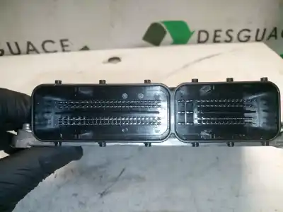 Pezzo di ricambio per auto di seconda mano centralina motore per opel astra j berlina 5p d-a17dtr riferimenti oem iam 55579893  