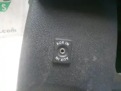 Pezzo di ricambio per auto di seconda mano bracciolo centrale per volkswagen golf vi (5k1) cayc riferimenti oem iam 1k5864251c  
