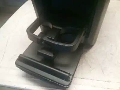Pezzo di ricambio per auto di seconda mano bracciolo centrale per volkswagen golf vi (5k1) cayc riferimenti oem iam 1k5864251c  