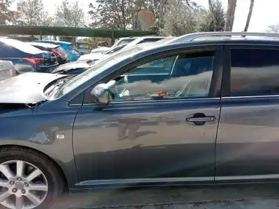 Peça sobressalente para automóvel em segunda mão porta da frente esquerda por toyota avensis berlina (t25) 2adftv referências oem iam 