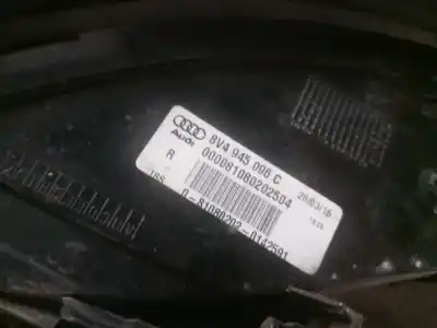 Автозапчасти б/у правый задний фонарь за audi a3 (8v1) crk ссылки oem iam 8v4945096c  