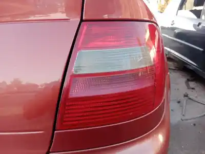 Автозапчастина б/у правий ліхтар для audi a4 avant (b5) adr посилання на oem iam 