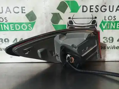 Second-hand car spare part right tailgate light for lexus is 200 (ds2/is2) d-cat oem iam references   