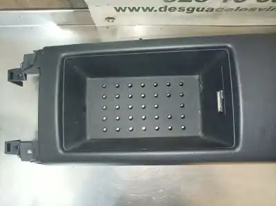 Автозапчасти б/у центральный подлокотник за audi a3 (8v1) crk ссылки oem iam 8v1863241  