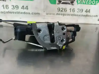 Second-hand car spare part left front door lock for lexus is 200 (ds2/is2) d-cat oem iam references q67a0814  