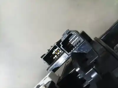 Pezzo di ricambio per auto di seconda mano comando multifunzione per lexus is 200 (ds2/is2) d-cat riferimenti oem iam 30310  