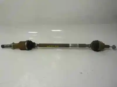 Автозапчастина б/у правий привід для smart forfour 0.9 turbo cat посилання на oem iam a4533503800