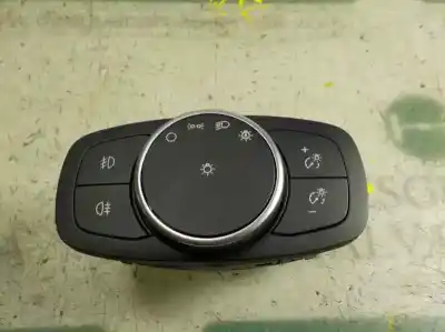 Автозапчастина б/у УПРАВЛІННЯ СВІТЛОМ для FORD FOCUS TURNIER  Посилання на OEM IAM 2204412 10337181 JX7T13D061NB