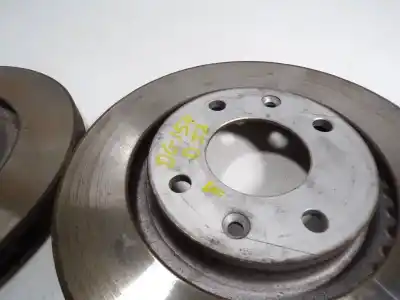 Peça sobressalente para automóvel em segunda mão disco de travão dianteiro por citroen c4 cactus 1.2 thp 110 referências oem iam 1629058880  