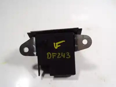 Recambio de automóvil de segunda mano de cerradura maletero / porton para audi a1 sportback (gba) 1.0 tfsi referencias oem iam 2g6827505b9b9  