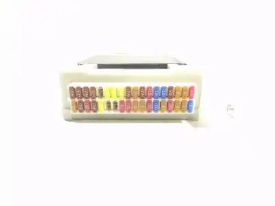 Second-hand car spare part fuse box unit for toyota corolla (e21) * oem iam references 8273002p80 2381008172 8922102710