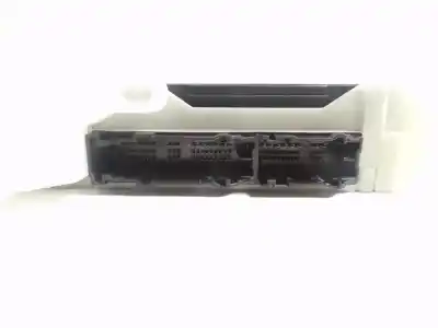 Second-hand car spare part fuse box unit for toyota corolla (e21) * oem iam references 8273002p80 2381008172 8922102710