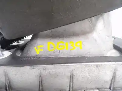 Автозапчасти б/у рычаг переключения передач за audi q3 (8ug) 2.0 16v tdi ссылки oem iam 5n0711050a  5n0711049t