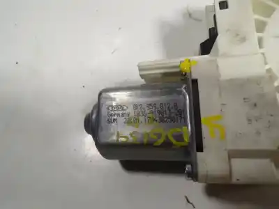 Автозапчасти б/у мотор заднего правого стекла за audi q3 (8ug) 2.0 16v tdi ссылки oem iam 8k0959812a  8k0959812b
