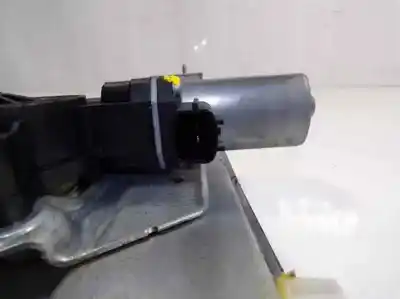 Second-hand car spare part passenger side right window regulator for dacia duster 1.5 dci diesel fap cat oem iam references 807206838r 9030319c 128001471b