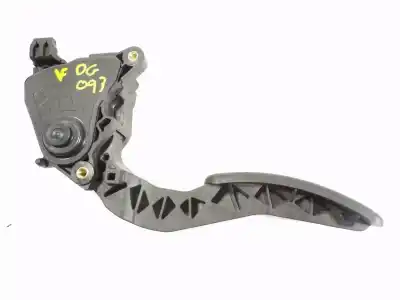 Recambio de automóvil de segunda mano de potenciometro pedal para renault megane iii berlina 5 p 1.2 16v referencias oem iam   